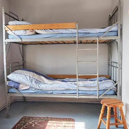 Letniskowy * بستشستا كلودزكا